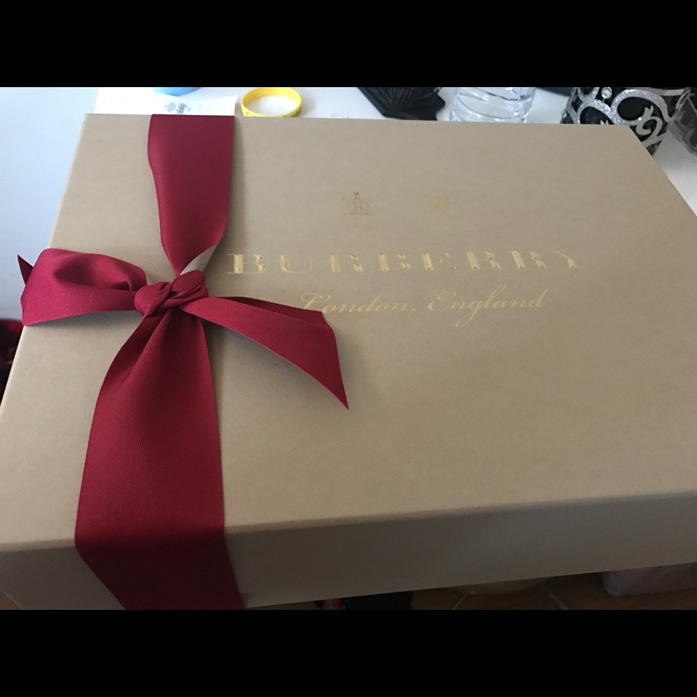 Burberry jacket size large in good condition